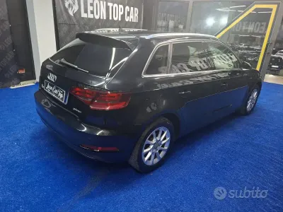 Usado Audi A3 110 CV (80 kW) 2016 Negro Familiar