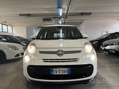 Usata Fiat 500L Living 105 CV (77 kW) 2014 Bianco Monovolume