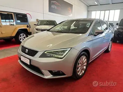 Käytetty Seat Leon 110 HP (80 kW) 2015 Hopea Sedan