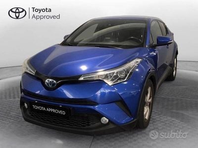 Usata Toyota C-HR Active 122 CV (89 kW) 2018 Blu SUV