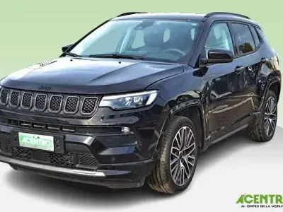 Usata Jeep Compass Summit 130 CV (95 kW) 2025 SUV