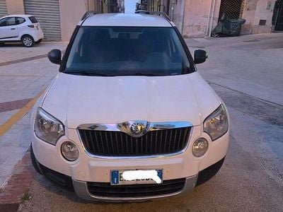 Usata Skoda Yeti 105 CV (77 kW) 2010 Bianco SUV