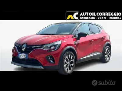 Usata Renault Captur Techno 145 CV (106 kW) 2023 Rosso SUV