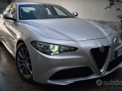 Usata Alfa Romeo Giulia 150 CV (110 kW) 2018 Berlina