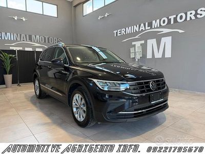 Gebraucht VW Tiguan Life 150 PS (110 kW) 2023 Schwarz SUV