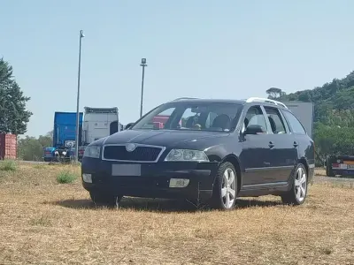 Usata Skoda Octavia 105 CV (77 kW) 2006 Nero Station wagon