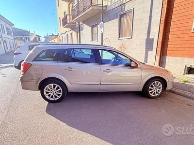 Usata Opel Astra 2007 Bianco Station wagon