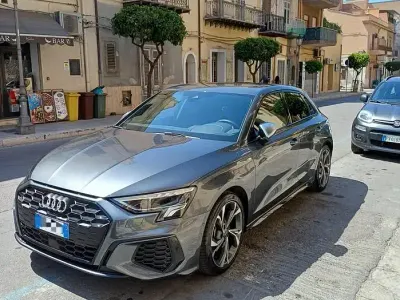 Usata Audi A3 Black Edition 150 CV (110 kW) 2023 Grigio Berlina
