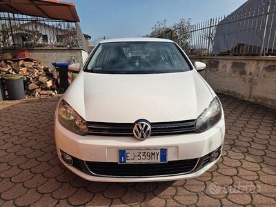 Usata VW Golf VI Highline 105 CV (77 kW) 2011 Bianco Utilitaria