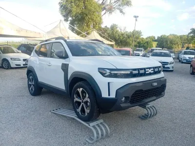 Nuova Dacia Duster Journey 122 CV (89 kW) 2026 Bianco Station wagon