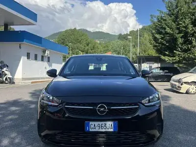 Używany Opel Corsa Edition 75 KM (55 kW) 2020 Hatchback