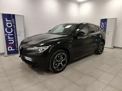 Usata Alfa Romeo Stelvio Veloce 209 CV (153 kW) 2022 Nero SUV