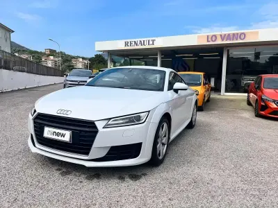 Begagnad Audi TT 184 HK (135 kW) 2016 Vit Sportkupé