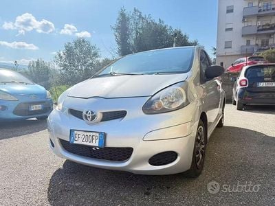 Occasion Toyota Aygo 68 ch (50 kW) 2010 Gris Citadine