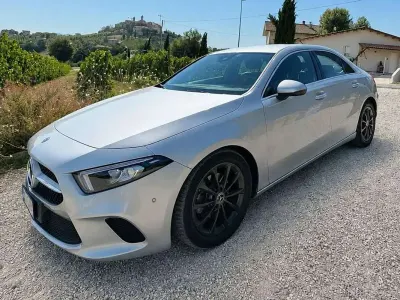 Usata Mercedes A180 116 CV (85 kW) 2020 Argento Berlina