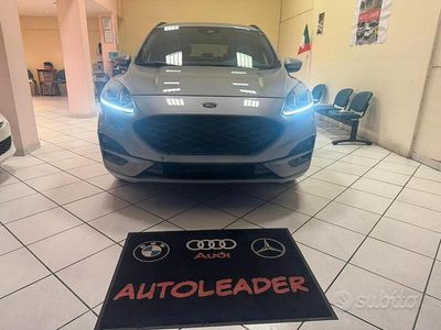 Usata Ford Kuga ST-Line X 120 CV (88 kW) 2021 Grigio SUV
