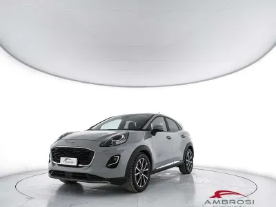Usata Ford Puma Titanium 124 CV (91 kW) 2020 Grigio SUV