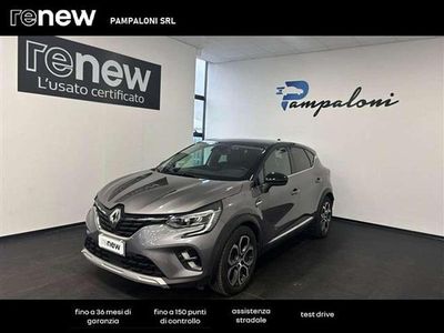 Usata Renault Captur Intens 160 CV (117 kW) 2022 Grigio scuro SUV