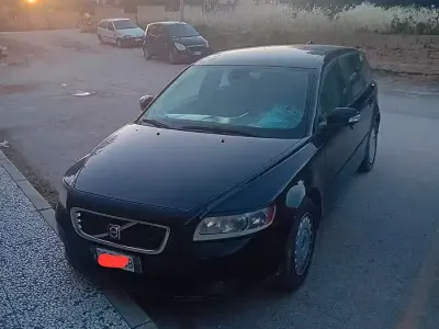 Usata Volvo V50 101 CV (74 kW) 2008 Nero Station wagon