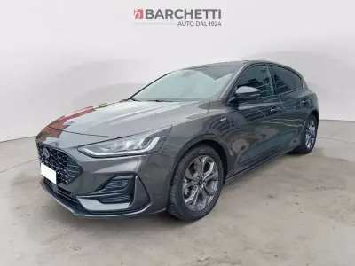 Usata Ford Focus ST-Line 125 CV (91 kW) 2022 Grigio Utilitaria