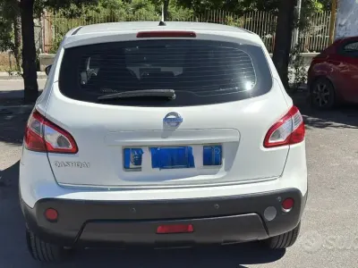 Usata Nissan Qashqai 117 CV (86 kW) 2011 Bianco SUV