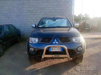 Usata Mitsubishi L200 2008 Grigio Pick-up