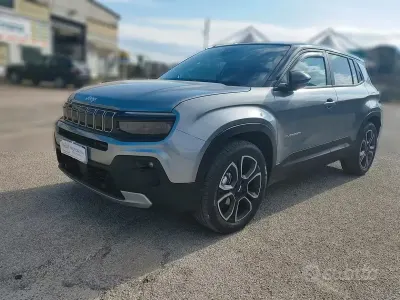Usata Jeep Avenger Summit 101 CV (74 kW) 2024 Grigio SUV