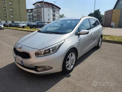 Usata Kia Ceed Sportswagon 110 CV (80 kW) 2015 Grigio Station wagon