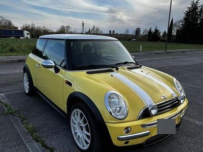 Usata Mini One D 88 CV (64 kW) 2005 Giallo Utilitaria