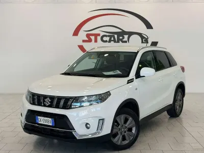 Usata Suzuki Vitara 129 CV (94 kW) 2023 Bianco SUV
