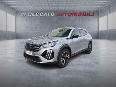 Usata Peugeot 2008 Allure 101 CV (74 kW) 2025 Grigio SUV