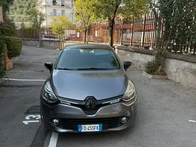 Usata Renault Clio IV 75 CV (55 kW) 2016 Grigio Berlina
