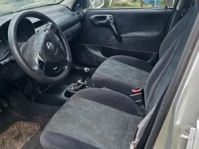 Usata Opel Corsa 70 CV (51 kW) 2000 Grigio Utilitaria