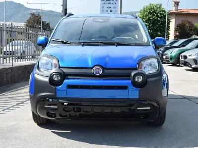 Nuova Fiat Panda Cross 65 CV (47 kW) 2026 Blu italia metallizzato Utilitaria