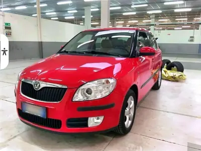 Usata Skoda Fabia Comfort 86 CV (63 kW) 2009 Rosso passione Berlina