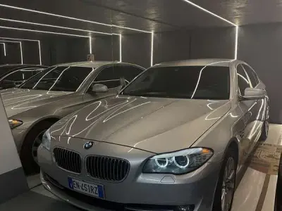 Usata BMW 520 184 CV (135 kW) 2012 Berlina
