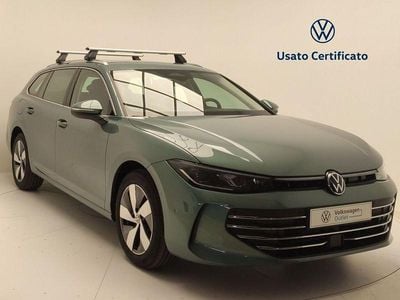 Nuova VW Passat Business 150 CV (110 kW) 2026 Mariposite green Station wagon