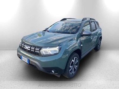 Usata Dacia Duster Journey 101 CV (74 kW) 2023 Lichen kaki SUV