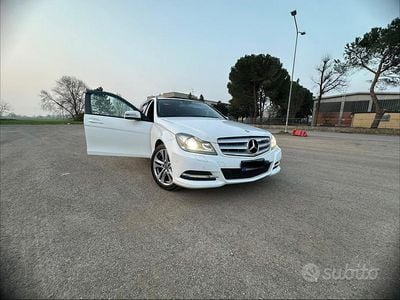 Usata Mercedes C200 Avantgarde 136 CV (100 kW) 2013 Bianco Station wagon