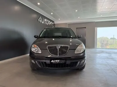 Usata Lancia Ypsilon 69 CV (50 kW) 2006 Grigio Utilitaria