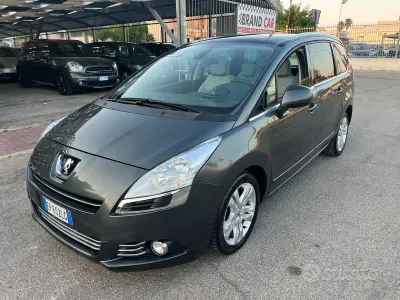 Usata Peugeot 5008 Allure 150 CV (110 kW) 2012 Grigio Monovolume