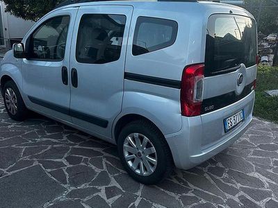Begagnad Fiat Qubo Dynamic 77 HK (56 kW) 2013 Blå Minibuss