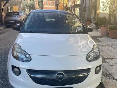 Usata Opel Adam 87 CV (63 kW) 2015 Utilitaria