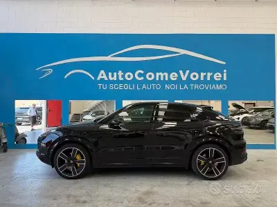 Usata Porsche Cayenne Platinum Edition 340 CV (250 kW) 2023 Nero SUV