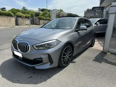 Usata BMW 116 M Sport 109 CV (80 kW) 2022 Grigio Utilitaria