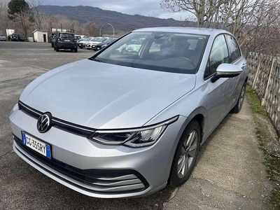 Usata VW Golf VIII Style 116 CV (85 kW) 2021 Argento Berlina