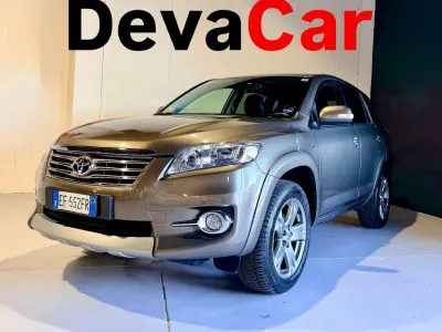 Usata Toyota RAV4 Executive 150 CV (110 kW) 2010 Marrone SUV