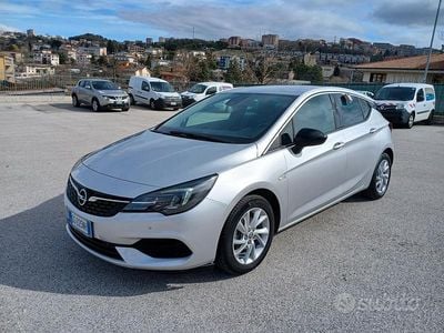 Usata Opel Astra Business Elegance 122 CV (89 kW) 2021 Grigio Berlina