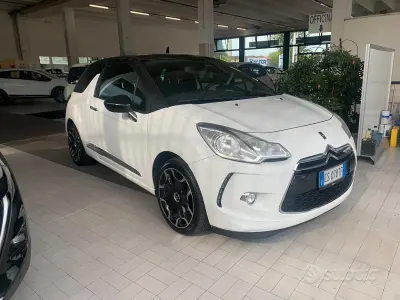 Usata DS Automobiles DS3 Sport Chic 114 CV (83 kW) 2013 Bianco Coupé