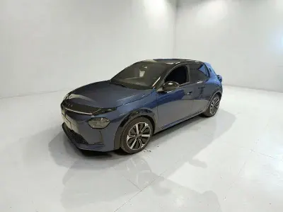 Usata Lancia Ypsilon 101 CV (74 kW) 2025 Utilitaria